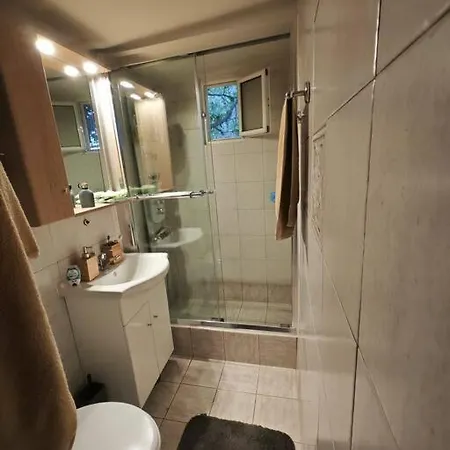 度假居 Greponis House *