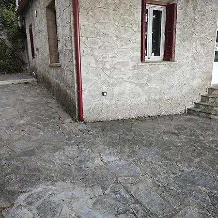 Greponis House 度假居 *